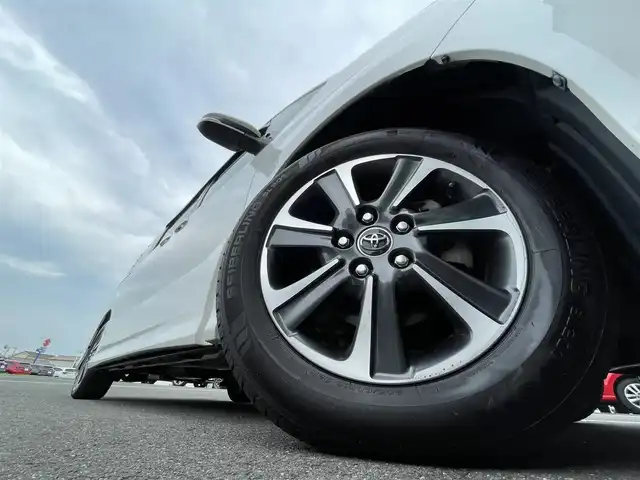 トヨタ ノア Si ダブルバイビー 香川県 2018(平30)年 6.1万km ホワイトパールクリスタルシャイン 純正９インチナビ（ＮＳＺＴ－Ｙ６６Ｔ）/バックカメラ/フルセグＴＶ/両側パワースライドドア/トヨタセーフティセンス/クルーズコントロール/ハーフレザー/ＬＥＤオートライト/ビルトインＥＴＣ/純正アルミ