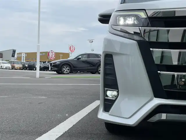 トヨタ ノア Si ダブルバイビー 香川県 2018(平30)年 6.1万km ホワイトパールクリスタルシャイン 純正９インチナビ（ＮＳＺＴ－Ｙ６６Ｔ）/バックカメラ/フルセグＴＶ/両側パワースライドドア/トヨタセーフティセンス/クルーズコントロール/ハーフレザー/ＬＥＤオートライト/ビルトインＥＴＣ/純正アルミ