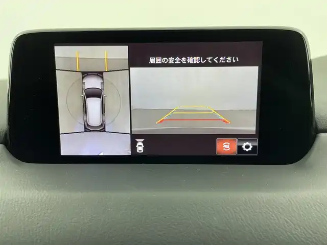 マツダ ＣＸ－８ XD プロアクティブ 千葉県 2018(平30)年 2.6万km スノーフレイクホワイトパールマイカ 禁煙車/メーカーナビ/・フルセグTV CD DVD Bluetooth /・USB入力端子/・TVキャンセラー/フロントカメラ/サイドカメラ/バックカメラ/全方位カメラ/バックモニター/アラウンドビューモニター/ALPINEフリップダウンモニター/BOSEサウンド/コーナーセンサー/レーンキープアシスト/ブラインドスポットモニター/追従型クルーズコントロール/衝突軽減ブレーキ/車間認知支援システム/交通標識認識システム/ドライバーアテンションアラート/オートブレーキホールド/ヘッドアップディスプレイ/横滑り防止機能/運転席助手席シートヒーター/運転席メモリ式パワーシート/ステアリングヒーター/ビルトインETC2.0/4WD/純正19インチアルミホイール/純正フロアマット/3列シート/LEDヘッドライト/オートライト/パワーバックドア/ルーフレール/ドアバイザー