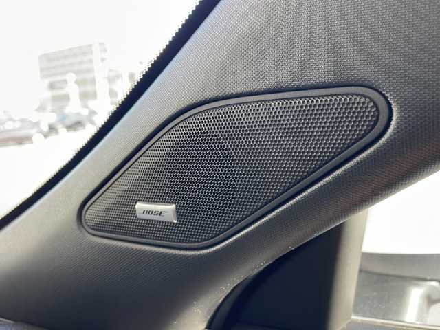 三菱 アウトランダー ＰＨＥＶ P 愛知県 2022(令4)年 2万km ホワイトダイヤモンド マイパイロット/衝突被害軽減ブレーキ/プレミアムサウンド/純正９インチディスプレイオーディオ/全方位カメラ/サンルーフ/レーダークルーズコントロール/電動リアゲート/シートヒーター/フルセグTV/Bluetooth/バックカメラ/パワーシート/ヘッドアップディスプレイ/コーナーセンサー/純正アルミホイール/ルーフレール/ETC2.0/ブラインドスポットモニター/LEDヘッドライト/パドルシフト/ステアリングヒーター/リアオートエアコン/ダウンヒルアシストコントロール/置くだけ充電器/ステアリングスイッチ/スマートキー/プッシュスタート
