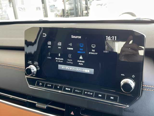 三菱 アウトランダー ＰＨＥＶ P 愛知県 2022(令4)年 2万km ホワイトダイヤモンド マイパイロット/衝突被害軽減ブレーキ/プレミアムサウンド/純正９インチディスプレイオーディオ/全方位カメラ/サンルーフ/レーダークルーズコントロール/電動リアゲート/シートヒーター/フルセグTV/Bluetooth/バックカメラ/パワーシート/ヘッドアップディスプレイ/コーナーセンサー/純正アルミホイール/ルーフレール/ETC2.0/ブラインドスポットモニター/LEDヘッドライト/パドルシフト/ステアリングヒーター/リアオートエアコン/ダウンヒルアシストコントロール/置くだけ充電器/ステアリングスイッチ/スマートキー/プッシュスタート