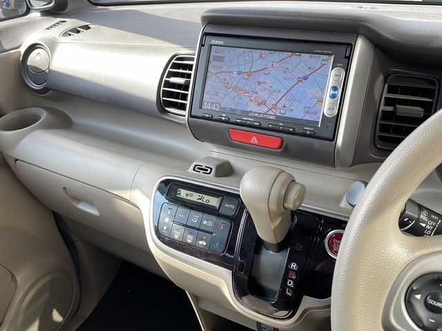 ホンダ Ｎ ＢＯＸ G Lパッケージ 山形県 2014(平26)年 8.4万km スマートブラック ワンオーナー/純正ナビ/ワンセグTV/Bluetooth接続/左側パワースライドドア/純正リモコンエンジンスターター/純正アルミ（ノーマルタイヤ装着）車載
