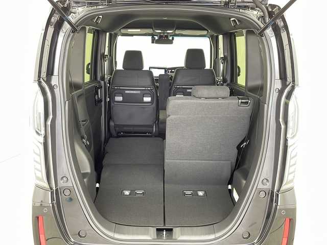 ホンダ Ｎ ＢＯＸ カスタム L 鹿児島県 2022(令4)年 2.8万km クリスタルブラックパール ホンダセンシング/純正9型プレミアムインターナビ/Bluetooth DVD再生可/フルセグTV/バックカメラ/片側電動スライドドア/純正前方ドライブレコーダー/ETC/レーダークルーズコントロール/前席シートヒーター/LEDヘッドライト/フォグライト /オートライトコントロール/後席ロールサンシェード /ステアリングスイッチ/レーンキープアシスト /純正14インチアルミホール/スマートキー/エンジンプッシュスタート/純正フロアマット/保証書