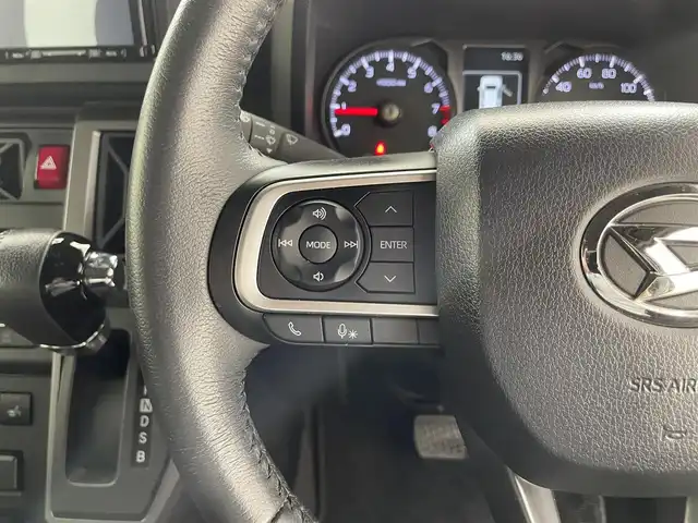 ダイハツ タフト G クロムベンチャー 滋賀県 2021(令3)年 3.2万km フォレストカーキメタリック 禁煙車/社外ナビ/（CD/USB/Bluetooth/フルセグTV）/バックカメラ/前方ドライブレコーダー/ガラスルーフ/ETC/クリアランスソナー/衝突被害軽減ブレーキ/前席シートヒーター/LEDヘッドライト/フォグランプ/オートヘッドライト/革巻きステアリング/ステアリングリモコン/電動パーキングブレーキ/オートホールドブレーキ/USB充電/社外フロアマット/オートリトラーミラー/プッシュスタート