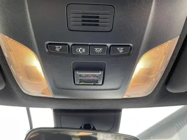トヨタ カローラツーリング ダブルバイビー 愛知県 2019(令1)年 3.4万km ホワイトパールクリスタルシャイン ６F/ワンオーナー/ディスプレイオーディオ/ナビ/BT/バックカメラ/スマートキー２/ビルトインETC/ハーフレザー/プリクラッシュ/レーダークルーズ/レーンキープ/オートハイビーム/ドラレコ/クリアランスソナー/オートホールド/取説/保証書