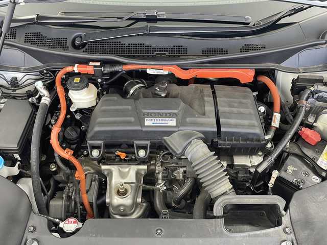ホンダ オデッセイ ハイブリッド e:HEVアブソルート 岐阜県 2021(令3)年 3万km プラチナホワイトパール 純正ナビ　/フルセグＴＶ　/マルチビューモニター　/スマートパーキングアシスト　/２列目プレミアムグレードシート　/ＨＤＭＩ　/追従型クルーズコントロール　/レーンキープアシスト　/コーナーセンサー　/パワーシート/ビルトインETC/純正フロアマット/電子パーキング/USB入力端子/エンジンスタートボタン/ワンオーナ