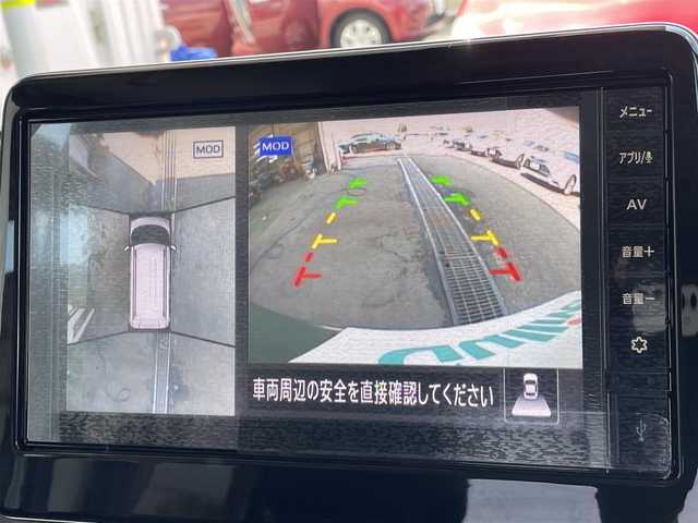 三菱 デリカミニ T プレミアム 東京都 2025(令7)年 0.1万km未満 緑 届出済未使用車/純正ディスプレイオーディオ/マルチアラウンドモニター/衝突被害軽減/車線逸脱警報/マイパイロット/シートヒーター/両側パワースライドドア/ステアリングヒーター/ステアリングスイッチ