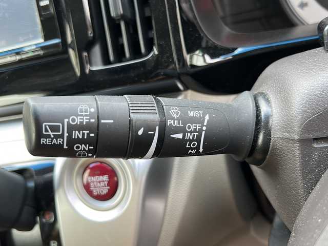 ホンダ Ｎ ＷＧＮ G SSパッケージ 沖縄県 2017(平29)年 4.5万km ブリティッシュグリーンP 純正ＳＤナビ/（ＡＭ／ＦＭ／ＣＤ／ＤＶＤ／ＢＴ）　/フルセグＴＶ　/バックモニター　/衝突軽減システム　/オートライト　/ＥＴＣ　/スマートキー　/プッシュスタート　/ＬＥＤヘッドライト　/純正フロアマット
