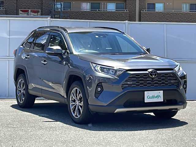 トヨタ ＲＡＶ４ G 秋田県 2022(令4)年 1.2万km グレーメタリック 純正ナビ/・フルセグテレビ/・ミラーキャスト/・USB/・BT/・ラジオ/ETC2・0/運転席電動シート/運転席シートメモリー/電動格納ミラー/全席パワーウィンドウ/サイドミラー純正ブルーレンズ/電動リアゲート/アラウンドビューモニター/ステアリングヒーター/ステアリングスイッチ/前席ベンチレーション・シートヒーター/走行モード切替機能/純正ドライブレコーダー/クルーズコントロール/衝突軽減装置/車線逸脱警報装置/横滑り防止装置/純正フロアマット