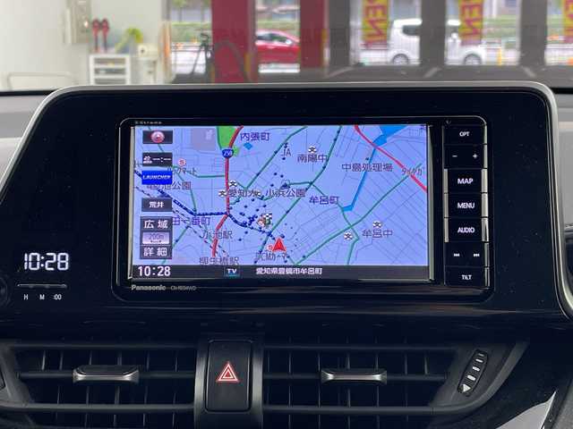 トヨタ Ｃ－ＨＲ S LEDパッケージ 愛知県 2018(平30)年 1.9万km ブラック/センシュアルレッドマイカ 2トーン ワンオーナー/禁煙車/7インチSDナビ/（CD/DVD/Bluetooth/フルセグTV）/バックカメラ/リアスポイラー/トヨタセーフティセンス/・衝突軽減ブレーキ/・レーンキープアシスト/・追従式クルーズコントロール/・オートマチックハイビーム/ETC/ドライブレコーダー/純正アルミホイール/純正フロアマット/スマートキー/スペアキー有/横滑り防止装置/LEDヘッドライト