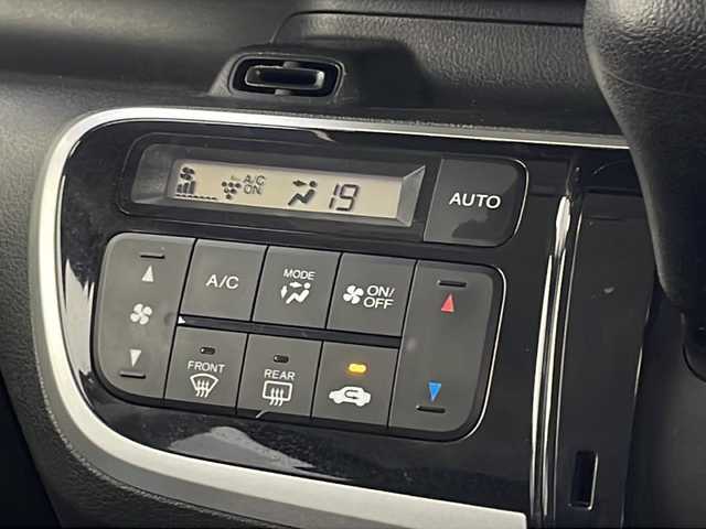 ホンダ Ｎ ＢＯＸ カスタム G Lパッケージ 宮城県 2015(平27)年 7.2万km プレミアムホワイトパールⅡ 両側パワースライドドア/純正ナビ/(AM/FM/CD/HDMI/SD/iPod)/Bluetooth/フルセグTV/USB入力端子/DVD再生機能/バックカメラ/ETC/前方ドライブレコーダー/プッシュスタート/スマートキー/オートライト/フォグランプ/社外フロアマット/社外15インチアルミホイール