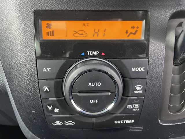 スズキ ソリオ X 道央・札幌 2014(平26)年 5.9万km パールホワイト 4WD/レーダーブレーキサポートll/純正ナビ/(AM/FM/CD/ワンセグ)/クルーズコントロール/片側パワースライドドア/シートヒーター/電格ミラー/ドアバイザー/横滑り防止/プッシュスタート/スマートキー