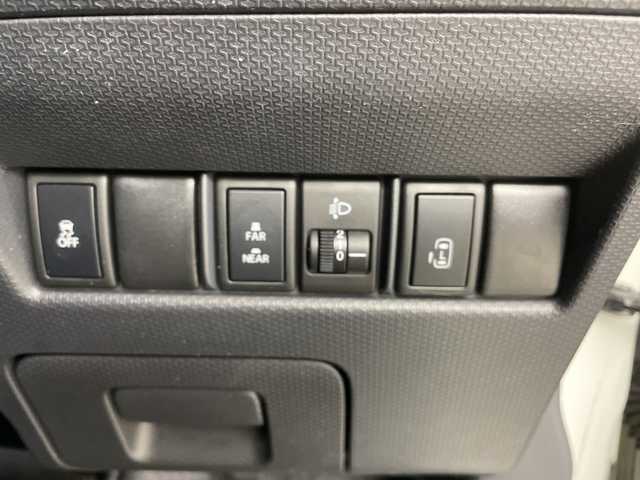 スズキ ソリオ X 道央・札幌 2014(平26)年 5.9万km パールホワイト 4WD/レーダーブレーキサポートll/純正ナビ/(AM/FM/CD/ワンセグ)/クルーズコントロール/片側パワースライドドア/シートヒーター/電格ミラー/ドアバイザー/横滑り防止/プッシュスタート/スマートキー