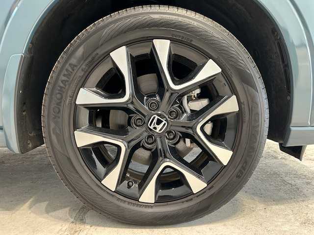 ホンダ ＺＲ－Ｖ ハイブリッド e:HEV Z 宮城県 2024(令6)年 0.5万km グレー BOSEサウンド/ホンダセンシング/・オートハイビーム/アダプティブドライビングビーム/・標識認識機能/・先行車発進お知らせ機能/・近距離衝突軽減ブレーキ/・後方接近車両探知/・マルチビューカメラシステム/・ドライバー注意力モニター/・先読みエコアシスト/ダウンヒルアシストコントロール/追従走行付きクルーズコントロール/レーンキープアシスト/前後コーナーセンサー/電動リアゲート/純正SDナビ/全方位車外バックカメラ/純正フルセグTV/Bluetooth接続/置き型充電/ハンドルヒーター/シートメモリー/全席シートヒーター/パワーシート/LEDヘッドライト/オートライト/純正ビルドインETC2.0/純正ドライブレコーダー/純正フロアマット/純正18インチアルミホイール/盗難防止装置