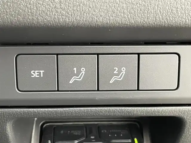 マツダ ＣＸ－６０ XD Sパッケージ 群馬県 2023(令5)年 0.9万km ディープクリスタルブルーマイカ セーフティクルーズパッケージ/・クルージング＆トラフィック・サポート＋スマート・ブレーキ・サポート［右直事故回避アシスト機能］＋スマート・ブレーキ・サポート［交差点事故回避アシスト機能］/シースルービューパッケージ/・３６０°ビュー・モニター（シースルービュー）＋ワイヤレス接続機能　Ａｐｐｌｅ　ＣａｒＰｌａｙ対応＋ＩＲカットガラス（フロントガラス／フロントドア）＋スーパーＵＶカットガラス（フロントドア）＋１２．３インチセンターディスプレイ＋ワイヤレス充電（Ｑｉ）/＝＝＝＝＝/USB/Bluetooth/HDMI/フルセグTV/パワーシート /ポジションメモリー/シートヒーター /前後ドラレコ/ETC/アダプティブクルーズコントロール/スマートキー /プッシュスタート/LEDヘッドライト/オートライト /オートマチックハイビーム/ブラインドスポットモニター/パドルシフト/トノカバー/純正18インチAW