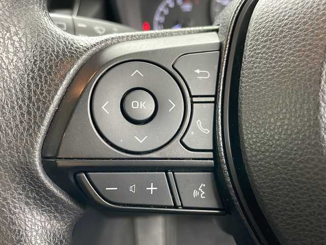 トヨタ カローラツーリング ハイブリッド G－X 道央・札幌 2020(令2)年 7.6万km ブラックマイカ ・純正ナビ&BT&USB&Miracast/・バックカメラ/・レーダークルーズコントロール/・プリクラッシュセーフティ/・ロードサインアシスト/・パーキングサポートブレーキ/・レーントレーシングアシスト/・クリアランスソナー/・アイドリングストップ/・横滑り防止装置/・ETC/・ステアリングスイッチ/・ルーフレール/・純正フロアマット/・LEDヘッドライト/・オートライト/・オートマチックハイビーム/・スマートキー