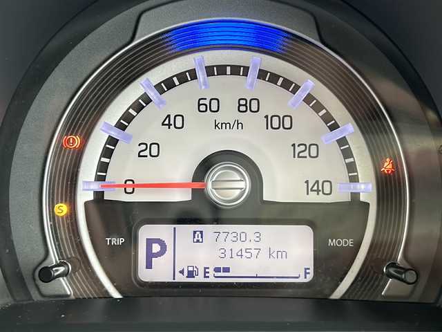 スズキ ハスラー G 三重県 2017(平29)年 3.2万km フェニックスレッドパール/ブルーイッシュブラックパール 社外ナビ　/前席シートヒーター　/ビルトインＥＴＣ　/衝突軽減ブレーキ　/アイドリングストップ　/フロアマット　/スマートキー　/オートエアコン/電動格納ミラー /禁煙車