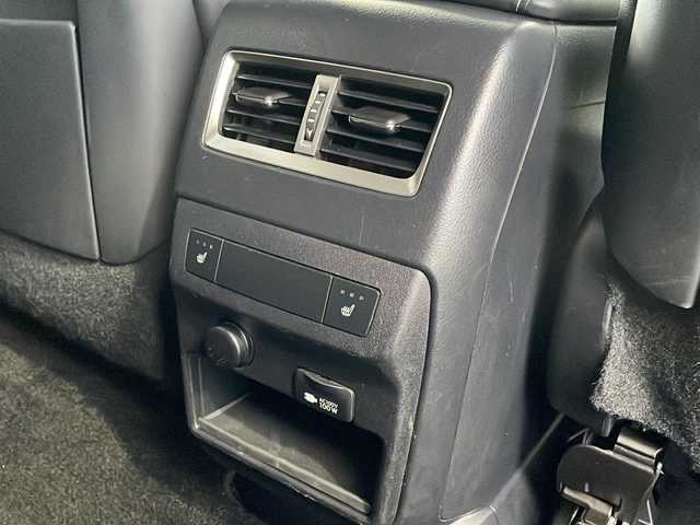 レクサス ＲＸ 450h バージョンL 新潟県 2016(平28)年 9.3万km ソニッククォーツ 純正ナビ/（DTV/DVD/Bluetooth）/衝突軽減/レーンキープアシスト/クルーズコントロール/BSM/コーナーセンサー/ETC2.0/ステアリングスイッチ/ステアリングヒーター/本革シート/メモリーシート/パワーシート/エアシート/シートヒーター/パワーバックドア/LEDヘッドライト/フォグランプ/シーケンシャルウィンカー/フォグランプ/オートハイビーム/ウィンカーミラー/電格ミラー/スペアキー