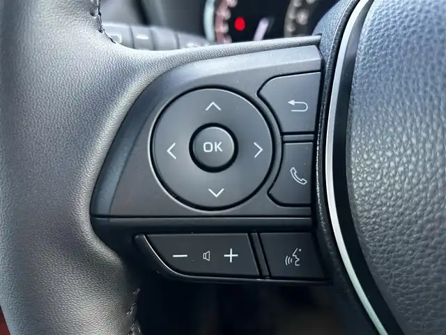トヨタ ＲＡＶ４ アドベンチャー 福島県 2022(令4)年 1.7万km アーバンカーキ トヨタセーフティセンス/プリクラッシュセーフティ/レーダークルーズコントロール/レーントレーシングアシスト/レーンディパーチャーアラート/オートマチックハイビーム/ロードサインアシスト/ブラインドスポットモニター/リヤクロストラフィックアラート/パーキングサポートブレーキ/純正ディスプレイオーディオ/【USB/BT/TV/Miracast/ナビ機能】/パノラミックビューモニター/ビルトインETC2.0/前席シートヒーター/前席ベンチレーション/ステアリングヒーター/ステアリングリモコン/運転席パワーシート/運転席シートメモリー/LEDオートライト/LEDフォグランプ/社外フロアマット/純正ドアバザー