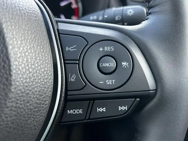 トヨタ ＲＡＶ４ アドベンチャー 福島県 2022(令4)年 1.7万km アーバンカーキ トヨタセーフティセンス/プリクラッシュセーフティ/レーダークルーズコントロール/レーントレーシングアシスト/レーンディパーチャーアラート/オートマチックハイビーム/ロードサインアシスト/ブラインドスポットモニター/リヤクロストラフィックアラート/パーキングサポートブレーキ/純正ディスプレイオーディオ/【USB/BT/TV/Miracast/ナビ機能】/パノラミックビューモニター/ビルトインETC2.0/前席シートヒーター/前席ベンチレーション/ステアリングヒーター/ステアリングリモコン/運転席パワーシート/運転席シートメモリー/LEDオートライト/LEDフォグランプ/社外フロアマット/純正ドアバザー