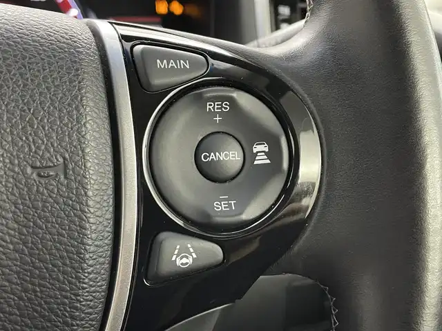 ホンダ オデッセイ アブソルート ホンダセンシング 埼玉県 2019(令1)年 6.2万km プレミアムヴィーナスブラックP 禁煙　純正９型ナビ　Ｂカメラ　９型後席モニター　両側電動　ＥＴＣ　オットマン　Ｂｌｕｅｔｏｏｔｈ　ＴＶ　前後ドライブレコーダー　レーダークルーズコントロール　レーンキープアシスト　衝突軽減システム