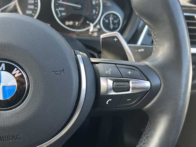 ＢＭＷ ３２０ｉ Mスポーツ 愛媛県 2018(平30)年 5.5万km アルピンホワイトⅢ 純正ナビ/HDD/CD/DVD/フルセグ/クリアランスソナー/オプショングリル（純正積載）/クルーズコントロール/ETC/ドライブレコーダー前のみ/パワーシート/シートメモリー/シートヒーター/純正フロアマット/純正18インチAW/BSM/フォグランプ/LEDヘッドライト/保証書/取扱説明書