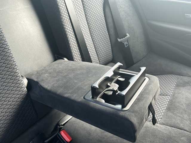 ＢＭＷ ３２０ｉ Mスポーツ 愛媛県 2018(平30)年 5.5万km アルピンホワイトⅢ 純正ナビ/HDD/CD/DVD/フルセグ/クリアランスソナー/オプショングリル（純正積載）/クルーズコントロール/ETC/ドライブレコーダー前のみ/パワーシート/シートメモリー/シートヒーター/純正フロアマット/純正18インチAW/BSM/フォグランプ/LEDヘッドライト/保証書/取扱説明書