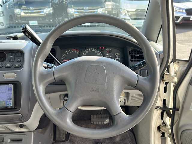 三菱 デリカ スペースギア エクシード 静岡県 2000(平12)年 17.1万km ソフィアホワイト 社外ナビ/AM/FM/TV/BT/ワンセグ/サンルーフ/A/TMODE/AUTOSTEP/ETC/片側スライド/純正フロアマット/センターデフロック/純正15インチアルミ