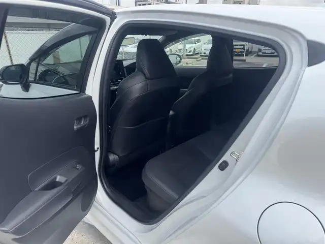 トヨタ アクア GRスポーツ 広島県 2024(令6)年 2.3万km プラチナホワイトパールマイカ ワンオーナー/トヨタチームメイト/・アドバンストパーク/・シースルー機能付パノラミックビューモニター/・パーキングサポートブレーキ/10.5インチディスプレーオーディオ/・Bluetooth/ブラインドスポットモニター/コンフォートパッケージ/・D席イージーリターン機能/・シートヒーター/・N席シートバックポケット/・ステアリングヒーター/ドライブレコーダー付自動防眩インナーミラー/セーフティーセンス/・プリクラッシュセーフティ/・レーントレーシングアシスト/・レーダークルーズコントロール/・オートマチックハイビーム/・ロードサインアシスト