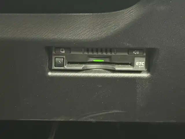 トヨタ アクア S スタイルブラック 愛知県 2020(令2)年 4.2万km ホワイトパールクリスタルシャイン 純正ナビ（ＣＤ・Ｂｌｕｅｔｏｏｔｈ・フルセグ）/バックカメラ/純正ドライブレコーダー/ＥＴＣ/レーンキープアシスト/横滑り防止装置/衝突軽減ブレーキ/盗難防止装置/コーナーセンサー/ステアリングリモコン/LEDオートライト/オートハイビーム/純正フロアマット/ドアバイザー/レベライザー/取扱説明書/保証書