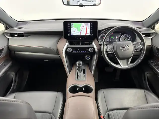 トヨタ ハリアー G 福岡県 2020(令2)年 7.2万km ホワイトパールクリスタルシャイン 純正８型ナビ／フルセグＴＶ　/バックカメラ　/ドラレコ機能デジタルインナーミラー　/ビルトインＥＴＣ　/トヨタセーフティセンス　/レーダークルーズコントロール　/コーナーセンサー　/衝突被害軽減ブレーキ　/レーンキープ　/アクセル踏み間違い防止　/パワーバックドア　/ハーフレザーシート　/LEDヘッドライト　/純正１８インチアルミホイール