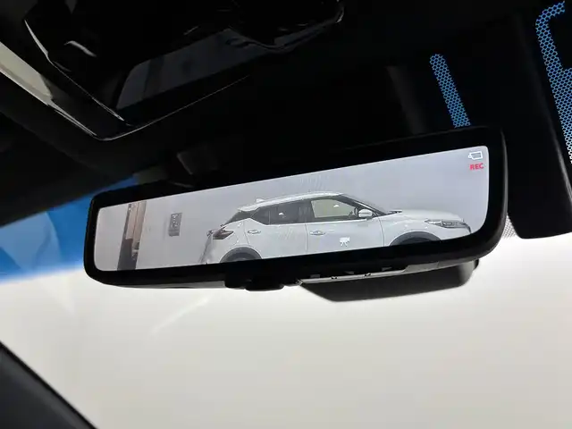 トヨタ ハリアー G 福岡県 2020(令2)年 7.2万km ホワイトパールクリスタルシャイン 純正８型ナビ／フルセグＴＶ　/バックカメラ　/ドラレコ機能デジタルインナーミラー　/ビルトインＥＴＣ　/トヨタセーフティセンス　/レーダークルーズコントロール　/コーナーセンサー　/衝突被害軽減ブレーキ　/レーンキープ　/アクセル踏み間違い防止　/パワーバックドア　/ハーフレザーシート　/LEDヘッドライト　/純正１８インチアルミホイール