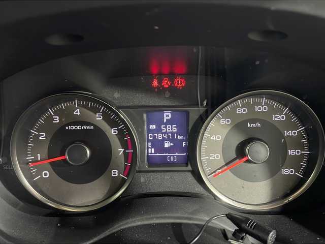 スバル フォレスター 2．0i－L 沖縄県 2014(平26)年 7.9万km クリスタルブラックシリカ 禁煙車/ワンオーナー/４WD/社外ナビ/フルセグTV／Bluetooth/CD／DVD/クルーズコントロール/バックカメラ/ETC/純正アルミ/パドルシフト/純正フロアマット/スペアキー/ドアバイザー/保証書/取扱説明書