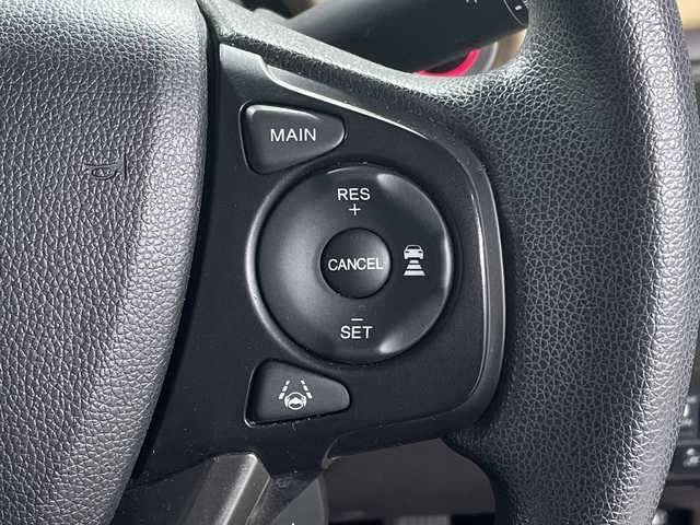 ホンダ フリード G ホンダセンシング 神奈川県 2018(平30)年 5万km プレミアムスパークルブラックパール 純正メモナビ・9型/型式　VXM-187VFNi/（Bluetooth/CD/DVD/TV/AM/FM）/バックカメラ/純正9 型フリップダウンモニター/両側パワースライドドア/ホンダセンシング/アダプティブクルーズコントロール/ビルトインETC/純正フロアマット/ステアリングスイッチ/プッシュスタート/スマートキー/スペアキー/取扱説明書/保証書/デアイサー/LEDヘッドライト/オートライト/ドアバイザー/電動格納ミラー/衝突軽減ブレーキ（CMBS）/歩行者事故低減ステアリング/車線維持支援システム（LKAS）/路外逸脱抑制機能/誤発進抑制機能/先行車発進お知らせ機能/標識認識機能/マルチインフォメーションディスプレイ