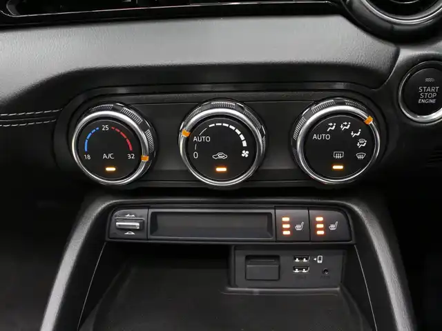 マツダ ロードスター ＲＦ RS 三重県 2021(令3)年 0.4万km マシーングレープレミアムM 6MT/BOSEサウンドシステム/純正ナビ/　フルセグTV/CD/DVD/Bluetooth/純正レカロシート/ハーフレザーシート/Wシートヒーター /LEDヘッドライト/オートライト/クリアランスソナー /純正17インチアルミホイール/ビルシュタイン製ダンパー/フロントサスタワーバー/パワーリトラクタブルハードトップ/ブラインドスポットモニター/クルーズコントロール