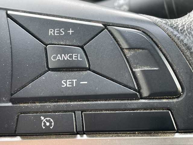 日産 セレナ e－パワー ハイウェイスター V 茨城県 2018(平30)年 7.7万km ミントホワイトP 衝突軽減システム /禁煙車 /両側パワースライドドア /バックカメラ /LEDヘッドライト /クルーズコントロール /スマートキー /前後ドライブレコーダー /純正アルミホイール /アイドリングストップ /ETC