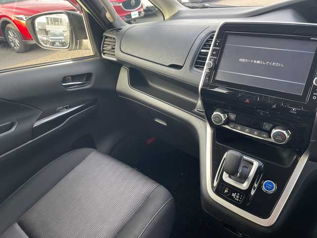 日産 セレナ e－パワー ハイウェイスター V 茨城県 2018(平30)年 7.7万km ミントホワイトP 衝突軽減システム /禁煙車 /両側パワースライドドア /バックカメラ /LEDヘッドライト /クルーズコントロール /スマートキー /前後ドライブレコーダー /純正アルミホイール /アイドリングストップ /ETC