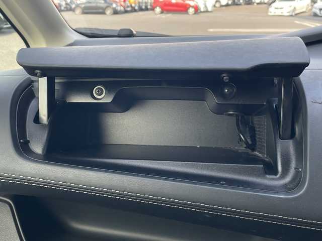 日産 セレナ e－パワー ハイウェイスター V 茨城県 2018(平30)年 7.7万km ミントホワイトP 衝突軽減システム /禁煙車 /両側パワースライドドア /バックカメラ /LEDヘッドライト /クルーズコントロール /スマートキー /前後ドライブレコーダー /純正アルミホイール /アイドリングストップ /ETC