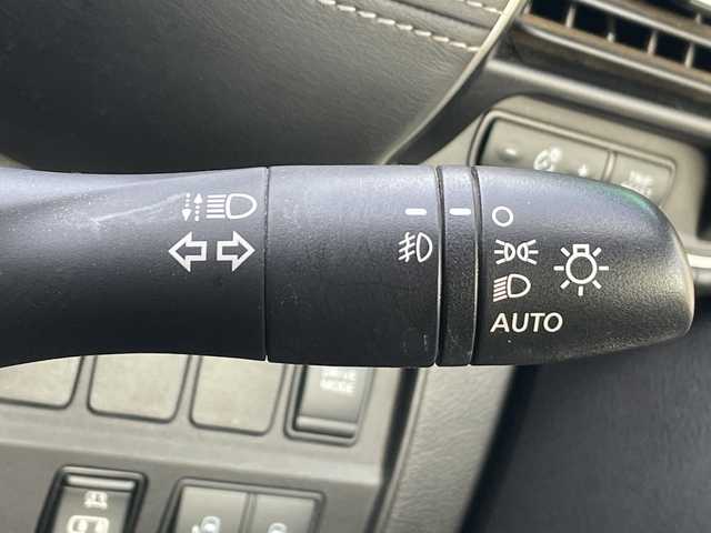 日産 セレナ e－パワー ハイウェイスター V 茨城県 2018(平30)年 7.7万km ミントホワイトP 衝突軽減システム /禁煙車 /両側パワースライドドア /バックカメラ /LEDヘッドライト /クルーズコントロール /スマートキー /前後ドライブレコーダー /純正アルミホイール /アイドリングストップ /ETC