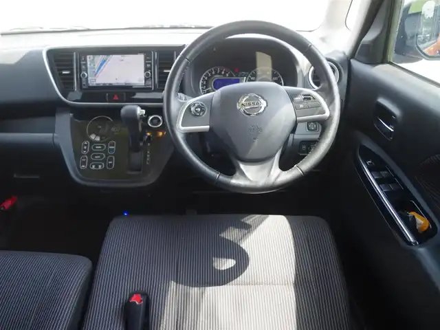 日産 デイズ ルークス ハイウェイスター Gターボ 千葉県 2018(平30)年 3.2万km プレミアムサンシャインオレンジ エマージェンシーブレーキ/クルーズコントロール/アイドリングストップ/両側パワースライドドア/純正メモリーナビ/地デジTV/【DVD/CD再生可　Bluetooth接続】/アラウンドビューモニター/ドライブレコーダー/LEDヘッドライト/フォグライト/ウインカーミラー/革巻きステアリング/ステアリングスイッチ/コーナーセンサー/純正15インチアルミホイル/インテリジェントキー