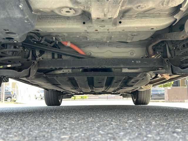 ホンダ ヴェゼル ハイブリッド e:HEV Z 大阪府 2021(令3)年 3.6万km サンドカーキパール 純正ディスプレイオーディオ　/（ナビ　フルセグＴＶ　Ｂｌｕｅｔｏｏｔｈ接続）　/ビルトインＥＴＣ　/バックカメラ　/前後コーナーセンサー　/全方位ドライブレコーダー　/前席シートヒーター　/電動リアゲート　/レーンアシスト/ステアリングヒーター/ブラインドスポットインフォメーション/純正１８インチアルミホイール/追従型クルーズコントロール/オートマチックハイビーム/アイドリングストップ/USB入力端子