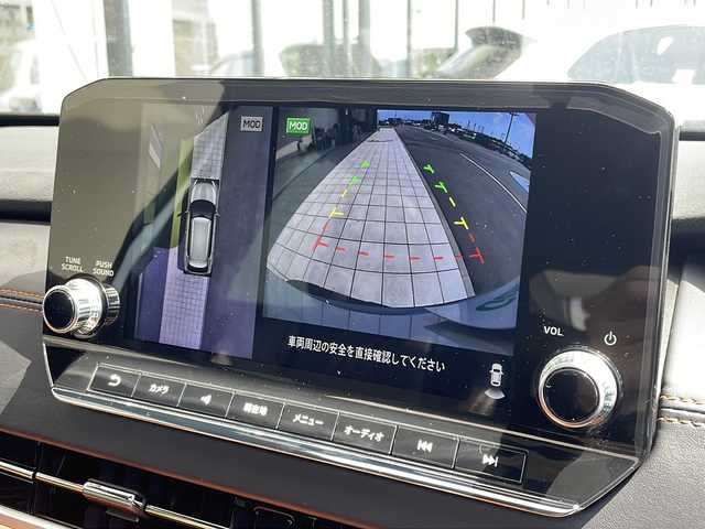 三菱 アウトランダー ＰＨＥＶ P 愛知県 2022(令4)年 1.2万km ホワイトダイヤモンド マイパイロット/衝突軽減システム/BOSEプレミアムサウンド/純正９型ディスプレイオーディオ（ナビあり）/全方位カメラ/サンルーフ/レーダークルーズコントロール/シートヒーター/フルセグ/Bluetooth/バックカメラ/電動リアゲート/ヘッドアップディスプレイ/パワーシート/純正アルミホイール/ETC2.0/ブラインドスポットモニター/LEDヘッドライト/ステアリングヒーター/パドルシフト/電動リアゲート/ダウンヒルアシストコントロール/置くだけ充電器/オートマチックハイビーム/ステアリングスイッチ/スマートキー/プッシュスタート