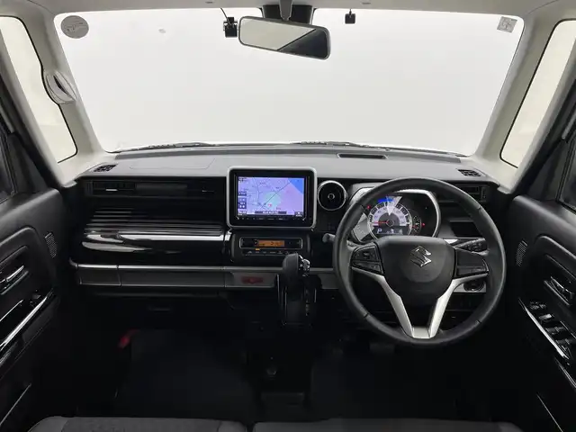 スズキ スペーシア カスタム HYBRID XS 岡山県 2019(平31)年 5万km ピュアホワイトP 純正8インチナビ/【フルセグ/Bluetooth/DVD】/アラウンドビューモニター/両側電動スライドドア/純正15inアルミホイール+サマータイヤ：装着/ビルトインETC/LEDヘッドライト（AUTO機能付き）/シートヒーター/純正ドライブレコーダー（前）/スマートキー/ステアリングリモコン/ISOFIX/シートバックテーブル/Rサーキュレーター/Rサンシェイド/プッシュスタート/スズキセーフティーサポート/・デュアルセンサーブレーキサポート/・ハイビームアシスト/・誤発進抑制機能/・車線逸脱警報機能/・ふらつき警報機能/・先行車発進お知らせ機能/・後退時ブレーキサポート/・後方誤発進抑制機能