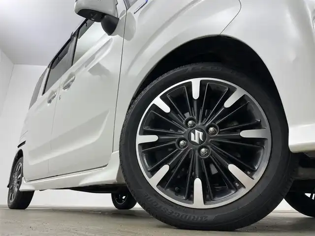 スズキ スペーシア カスタム HYBRID XS 岡山県 2019(平31)年 5万km ピュアホワイトP 純正8インチナビ/【フルセグ/Bluetooth/DVD】/アラウンドビューモニター/両側電動スライドドア/純正15inアルミホイール+サマータイヤ：装着/ビルトインETC/LEDヘッドライト（AUTO機能付き）/シートヒーター/純正ドライブレコーダー（前）/スマートキー/ステアリングリモコン/ISOFIX/シートバックテーブル/Rサーキュレーター/Rサンシェイド/プッシュスタート/スズキセーフティーサポート/・デュアルセンサーブレーキサポート/・ハイビームアシスト/・誤発進抑制機能/・車線逸脱警報機能/・ふらつき警報機能/・先行車発進お知らせ機能/・後退時ブレーキサポート/・後方誤発進抑制機能