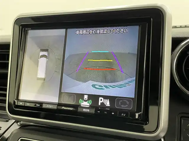 スズキ スペーシア カスタム HYBRID XS 岡山県 2019(平31)年 5万km ピュアホワイトP 純正8インチナビ/【フルセグ/Bluetooth/DVD】/アラウンドビューモニター/両側電動スライドドア/純正15inアルミホイール+サマータイヤ：装着/ビルトインETC/LEDヘッドライト（AUTO機能付き）/シートヒーター/純正ドライブレコーダー（前）/スマートキー/ステアリングリモコン/ISOFIX/シートバックテーブル/Rサーキュレーター/Rサンシェイド/プッシュスタート/スズキセーフティーサポート/・デュアルセンサーブレーキサポート/・ハイビームアシスト/・誤発進抑制機能/・車線逸脱警報機能/・ふらつき警報機能/・先行車発進お知らせ機能/・後退時ブレーキサポート/・後方誤発進抑制機能