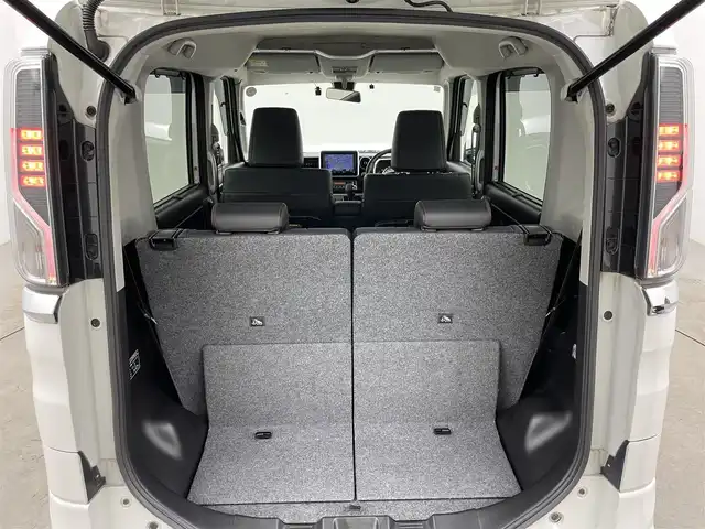 スズキ スペーシア カスタム HYBRID XS 岡山県 2019(平31)年 5万km ピュアホワイトP 純正8インチナビ/【フルセグ/Bluetooth/DVD】/アラウンドビューモニター/両側電動スライドドア/純正15inアルミホイール+サマータイヤ：装着/ビルトインETC/LEDヘッドライト（AUTO機能付き）/シートヒーター/純正ドライブレコーダー（前）/スマートキー/ステアリングリモコン/ISOFIX/シートバックテーブル/Rサーキュレーター/Rサンシェイド/プッシュスタート/スズキセーフティーサポート/・デュアルセンサーブレーキサポート/・ハイビームアシスト/・誤発進抑制機能/・車線逸脱警報機能/・ふらつき警報機能/・先行車発進お知らせ機能/・後退時ブレーキサポート/・後方誤発進抑制機能