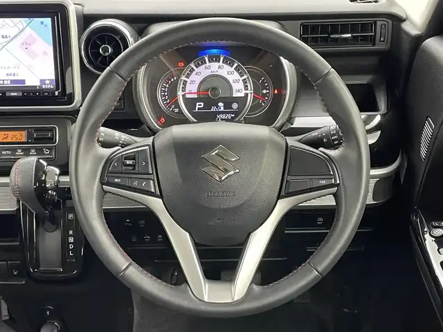 スズキ スペーシア カスタム HYBRID XS 岡山県 2019(平31)年 5万km ピュアホワイトP 純正8インチナビ/【フルセグ/Bluetooth/DVD】/アラウンドビューモニター/両側電動スライドドア/純正15inアルミホイール+サマータイヤ：装着/ビルトインETC/LEDヘッドライト（AUTO機能付き）/シートヒーター/純正ドライブレコーダー（前）/スマートキー/ステアリングリモコン/ISOFIX/シートバックテーブル/Rサーキュレーター/Rサンシェイド/プッシュスタート/スズキセーフティーサポート/・デュアルセンサーブレーキサポート/・ハイビームアシスト/・誤発進抑制機能/・車線逸脱警報機能/・ふらつき警報機能/・先行車発進お知らせ機能/・後退時ブレーキサポート/・後方誤発進抑制機能