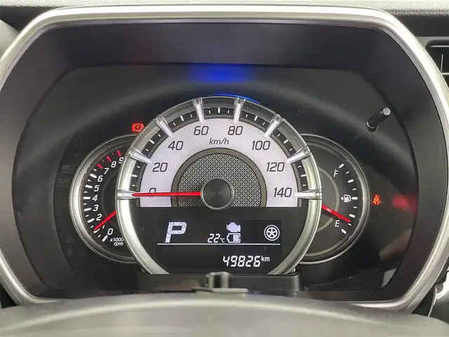 スズキ スペーシア カスタム HYBRID XS 岡山県 2019(平31)年 5万km ピュアホワイトP 純正8インチナビ/【フルセグ/Bluetooth/DVD】/アラウンドビューモニター/両側電動スライドドア/純正15inアルミホイール+サマータイヤ：装着/ビルトインETC/LEDヘッドライト（AUTO機能付き）/シートヒーター/純正ドライブレコーダー（前）/スマートキー/ステアリングリモコン/ISOFIX/シートバックテーブル/Rサーキュレーター/Rサンシェイド/プッシュスタート/スズキセーフティーサポート/・デュアルセンサーブレーキサポート/・ハイビームアシスト/・誤発進抑制機能/・車線逸脱警報機能/・ふらつき警報機能/・先行車発進お知らせ機能/・後退時ブレーキサポート/・後方誤発進抑制機能