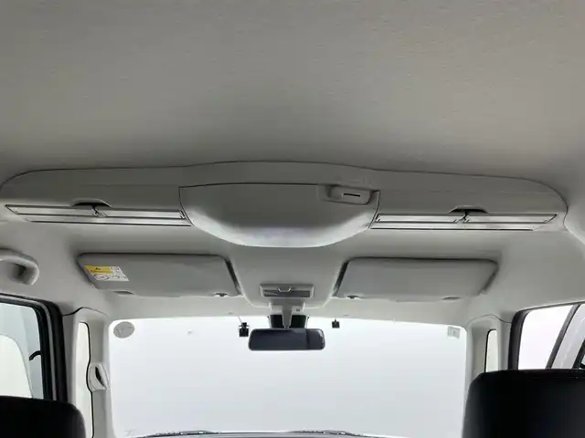 スズキ スペーシア カスタム HYBRID XS 岡山県 2019(平31)年 5万km ピュアホワイトP 純正8インチナビ/【フルセグ/Bluetooth/DVD】/アラウンドビューモニター/両側電動スライドドア/純正15inアルミホイール+サマータイヤ：装着/ビルトインETC/LEDヘッドライト（AUTO機能付き）/シートヒーター/純正ドライブレコーダー（前）/スマートキー/ステアリングリモコン/ISOFIX/シートバックテーブル/Rサーキュレーター/Rサンシェイド/プッシュスタート/スズキセーフティーサポート/・デュアルセンサーブレーキサポート/・ハイビームアシスト/・誤発進抑制機能/・車線逸脱警報機能/・ふらつき警報機能/・先行車発進お知らせ機能/・後退時ブレーキサポート/・後方誤発進抑制機能