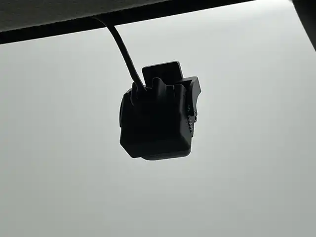 スズキ スペーシア カスタム HYBRID XS 岡山県 2019(平31)年 5万km ピュアホワイトP 純正8インチナビ/【フルセグ/Bluetooth/DVD】/アラウンドビューモニター/両側電動スライドドア/純正15inアルミホイール+サマータイヤ：装着/ビルトインETC/LEDヘッドライト（AUTO機能付き）/シートヒーター/純正ドライブレコーダー（前）/スマートキー/ステアリングリモコン/ISOFIX/シートバックテーブル/Rサーキュレーター/Rサンシェイド/プッシュスタート/スズキセーフティーサポート/・デュアルセンサーブレーキサポート/・ハイビームアシスト/・誤発進抑制機能/・車線逸脱警報機能/・ふらつき警報機能/・先行車発進お知らせ機能/・後退時ブレーキサポート/・後方誤発進抑制機能